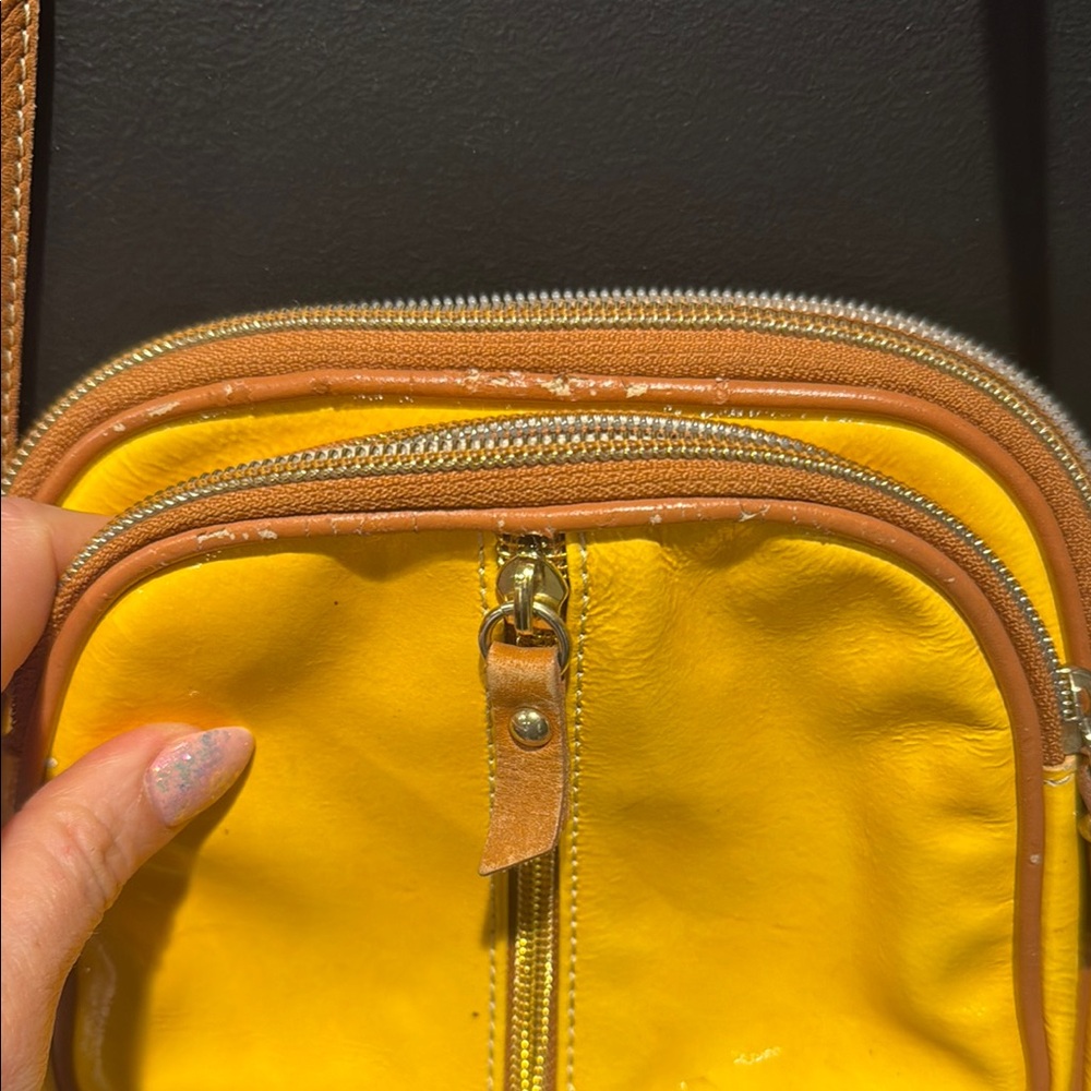 Valentina Yellow Leather Crossbody Bag - Picture 2 of 5